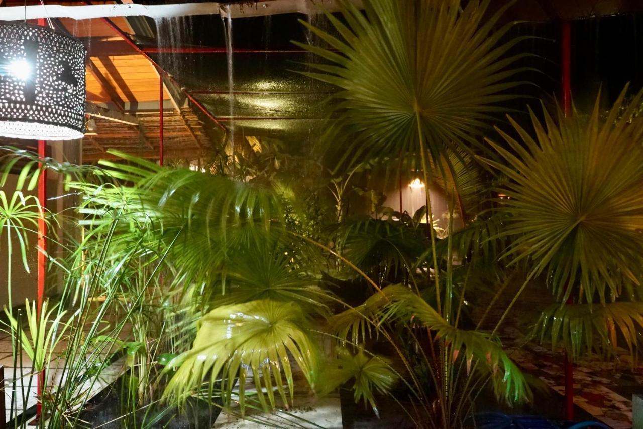Red Coconut Villa Bentota Kültér fotó